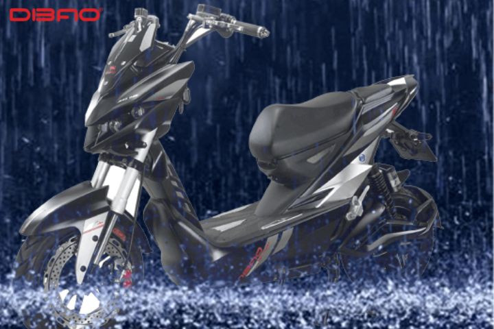 Giải đáp thắc mắc: Xe đạp điện dính mưa có sao không?